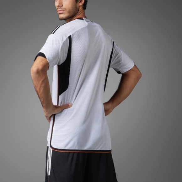 adidas Germany Authentic World Cup Jersey - Picture 2 of 8
